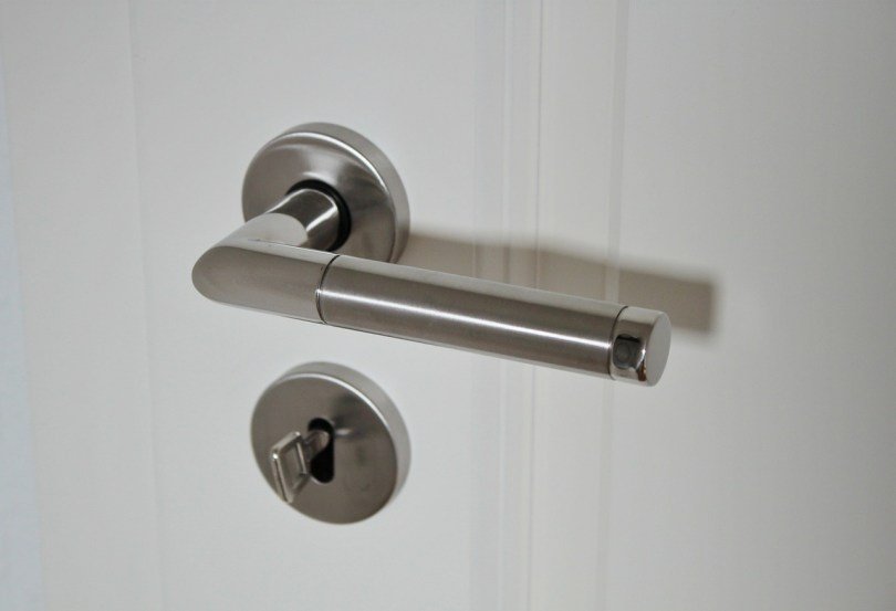 door handle 625942 1280 1